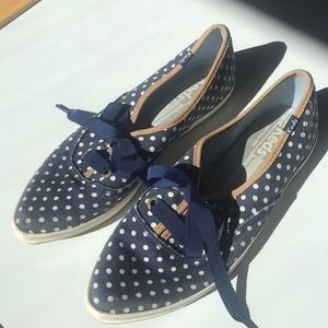 Polkadot keds